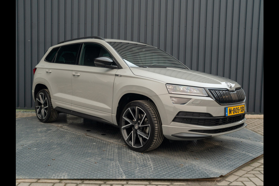 Škoda Karoq 1.5 TSI ACT Sportline Business | Trekhaak wegkl. | Camera | Prijs Rijklaar!!