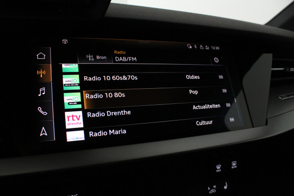 Audi A3 Sportback 35 TFSI S line edition > Full S line/Matrix-LED/Black-Optiek/19inch/Mythoszwart metallic