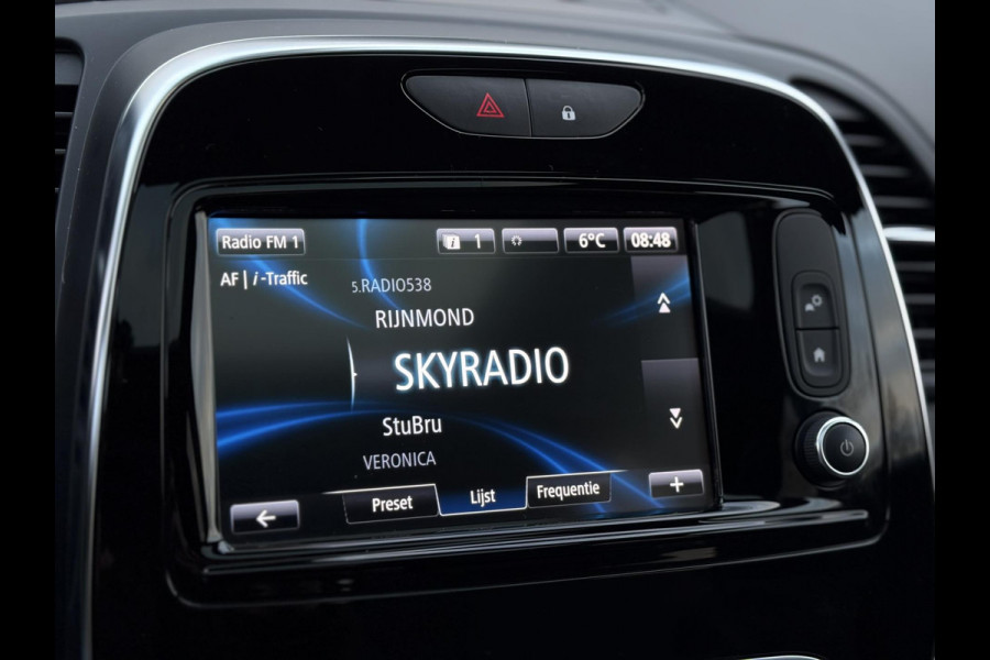 Renault Captur 1.3 TCe Intens | Pano, Navi, PDC, Trekhaak, Cruise, Climate | Dealeronderhouden | NAP |