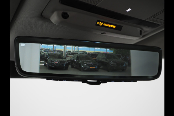 Land Rover Defender 110 2.0 P400e SE | PIVI Pro | Meridian | Keyless | 360 | Trekhaak | Memory | Leder | Dodehoek | Carplay