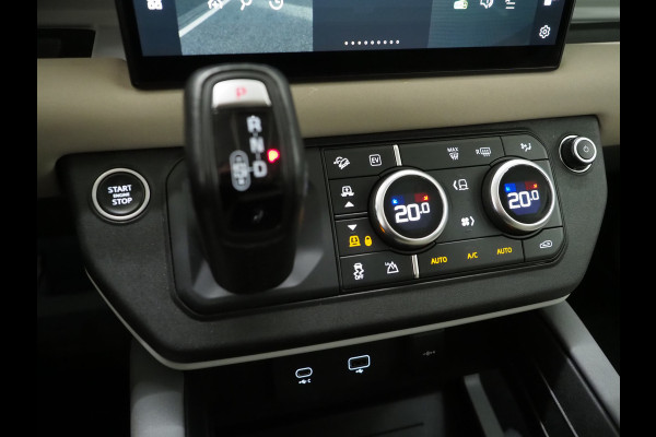 Land Rover Defender 110 2.0 P400e SE | PIVI Pro | Meridian | Keyless | 360 | Trekhaak | Memory | Leder | Dodehoek | Carplay