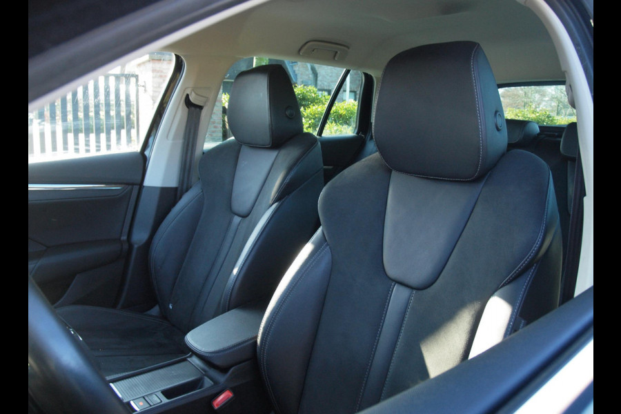 Škoda Octavia Combi 1.0 e-TSI Business Edition Plus | Head-Up Display | Sfeerverlichting | Automaat | Cruise Control | Apple Carplay | Parkeersensoren |