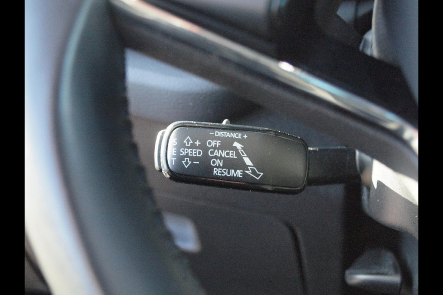 Škoda Octavia Combi 1.0 e-TSI Business Edition Plus | Head-Up Display | Sfeerverlichting | Automaat | Cruise Control | Apple Carplay | Parkeersensoren |