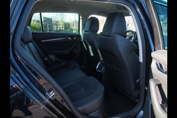 Škoda Octavia Combi 1.0 e-TSI Business Edition Plus | Head-Up Display | Sfeerverlichting | Automaat | Cruise Control | Apple Carplay | Parkeersensoren |