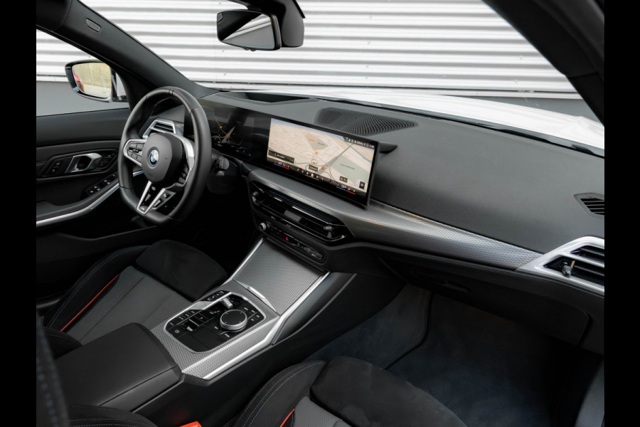 BMW 3 Serie Touring 330e xDrive - M-Sport - LCI 2 - Memoryzetel - Head-up - Driving + Parking Ass