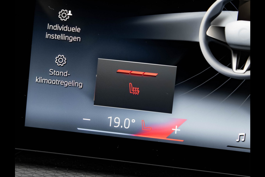 BMW 3 Serie Touring 330e xDrive - M-Sport - LCI 2 - Memoryzetel - Head-up - Driving + Parking Ass