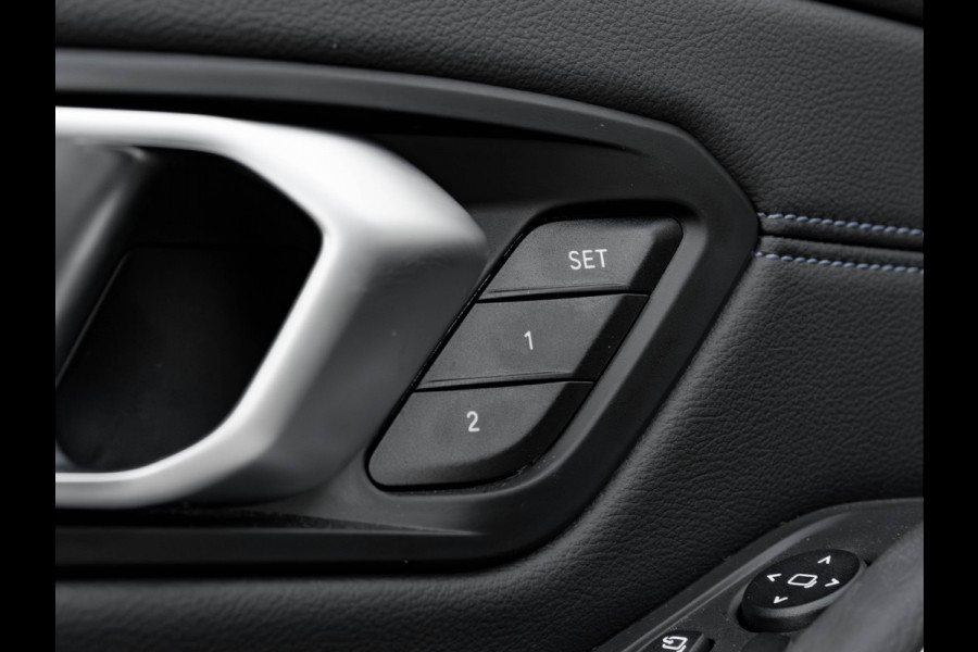 BMW 3 Serie Touring 330e xDrive - M-Sport - LCI 2 - Memoryzetel - Head-up - Driving + Parking Ass