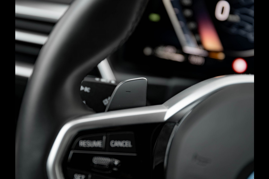 BMW 3 Serie Touring 330e xDrive - M-Sport - LCI 2 - Memoryzetel - Head-up - Driving + Parking Ass