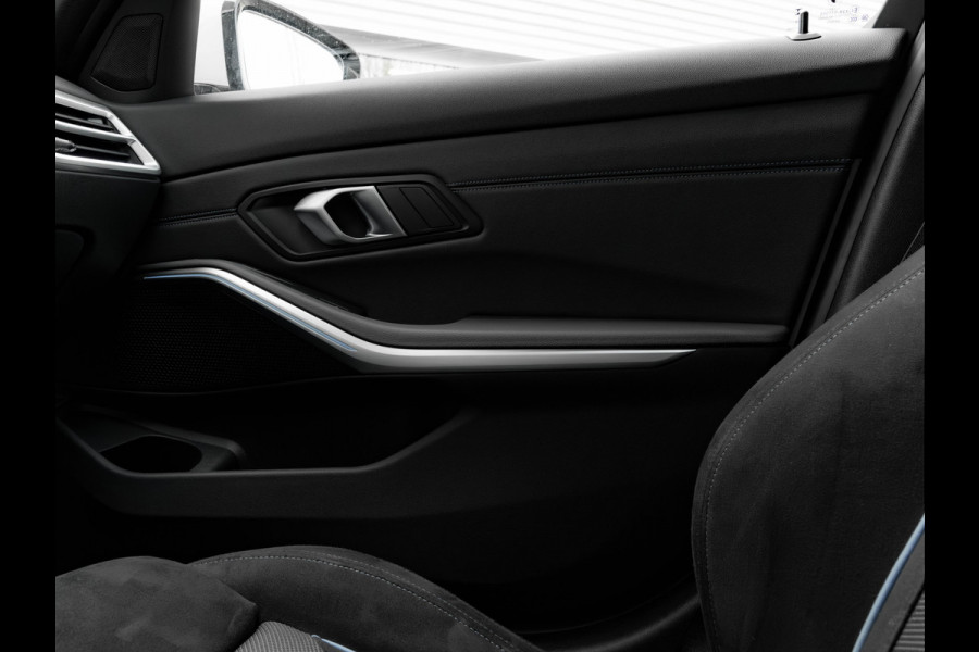 BMW 3 Serie Touring 330e xDrive - M-Sport - LCI 2 - Memoryzetel - Head-up - Driving + Parking Ass