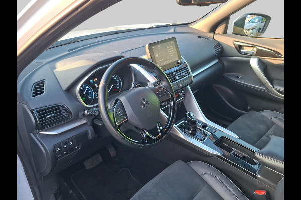 Mitsubishi Eclipse Cross 2.4 PHEV Intense+ Originele NL auto ! Trekhaak