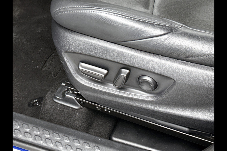 Toyota C-HR 2.0 Hybrid GR-Sport / Pdc+Camera / Airco-ecc./ Navigatie / Xenon / 1/2 Leder / Radio multimedia