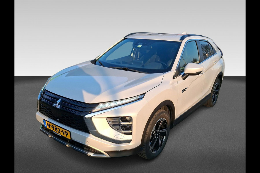Mitsubishi Eclipse Cross 2.4 PHEV Intense+ Originele NL auto ! Trekhaak