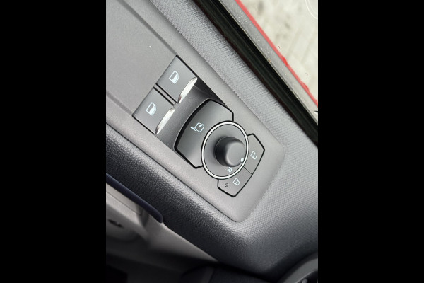 Ford Transit Custom Tourneo 340 2.5 PHEV L1H1 Active Zuid | 233pk | Driver Assistance Pack | Stuur en stoelverwarming | 8 persoons! INCL BTW/BPM | Verlengde Fabrieksgarantie tot 05-2029