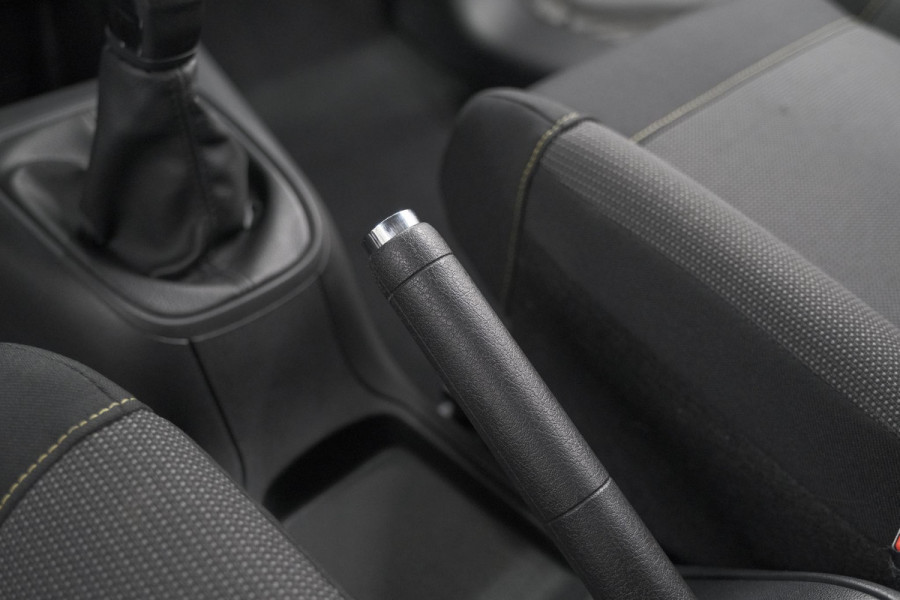 Citroën C3 PureTech 82 Feel Edition | Parkeersensoren | Navigatie | Apple Carplay | Climate Control