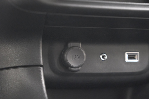 Citroën C3 PureTech 82 Feel Edition | Parkeersensoren | Navigatie | Apple Carplay | Climate Control