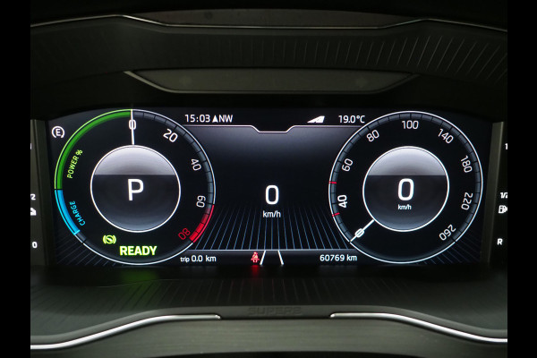 Škoda Superb Combi 1.4 TSI iV 218PK Style | Camera | Trekhaak | Keyless | Adaptive Cruise | Memory | Virtual | Carplay