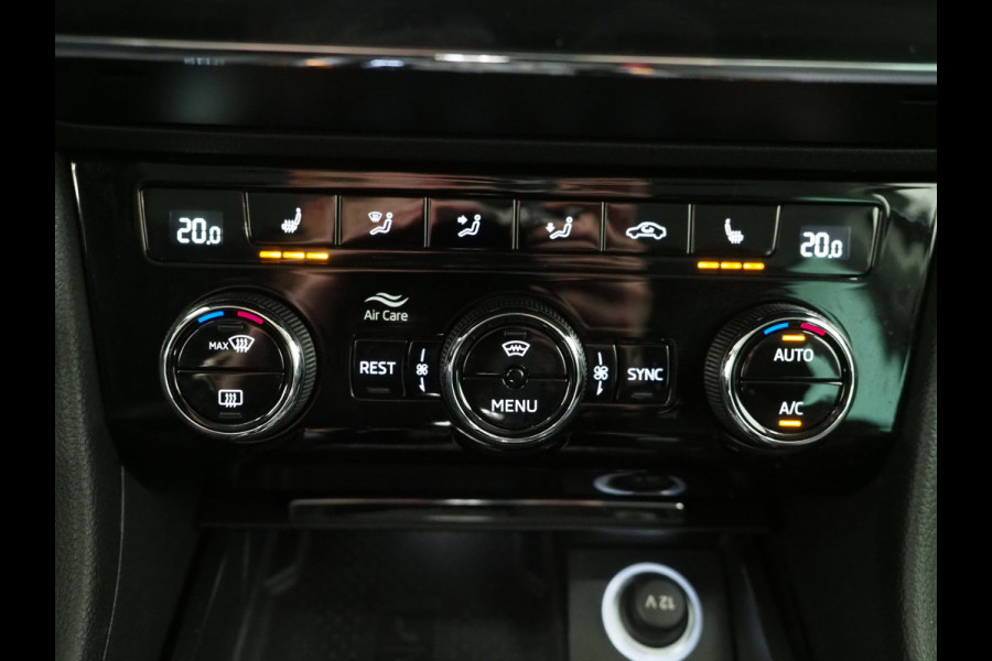 Škoda Superb Combi 1.4 TSI iV 218PK Style | Camera | Trekhaak | Keyless | Adaptive Cruise | Memory | Virtual | Carplay