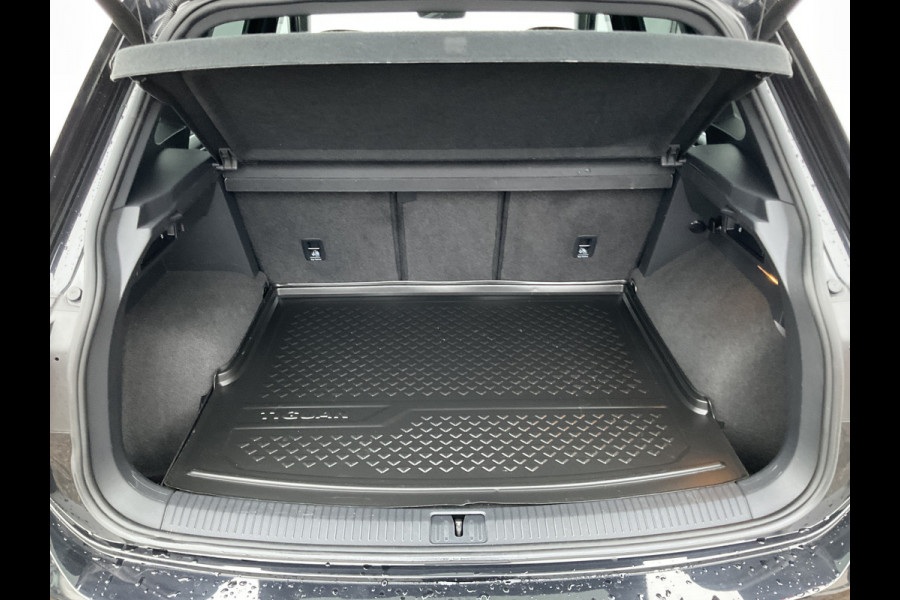 Volkswagen Tiguan 1.5 TSI R-Line Harman/Kardon Leer Adapt.Cruise Carplay Keyless Business+