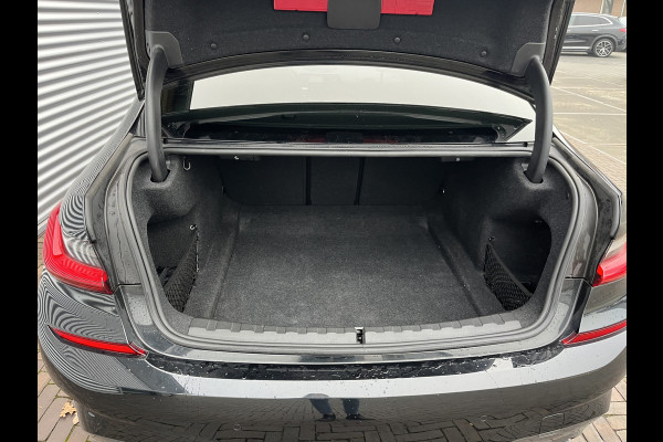 BMW 3-serie 318d Corporate High Executive m pakket