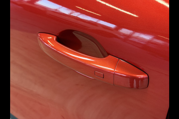 Renault Captur 1.3 TCe 130 Intens | Navi | ACC | Blindspot | Camera |17" | PDC V+A | 100% Onderhouden!