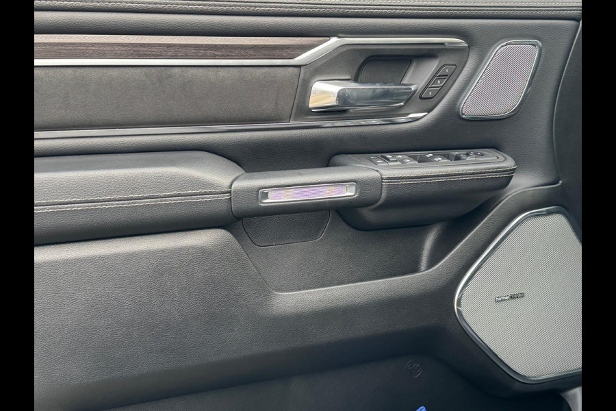 Dodge Ram Laramie full spec. luchtvering, pano, pass.scherm MY25 3.0L TT Hurrican 420pk