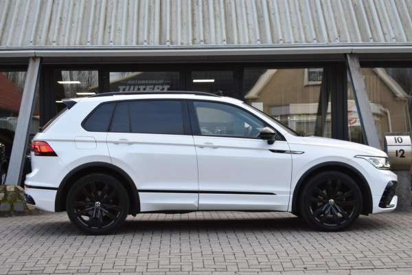 Volkswagen Tiguan 1.5 TSI R-Line | BLACK STYLE | PANORAMADAK | NAP | CAMERA | IQ LIGHT