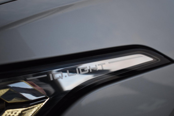 Volkswagen Tiguan 1.5 TSI R-Line | BLACK STYLE | PANORAMADAK | NAP | CAMERA | IQ LIGHT