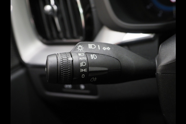 Volvo XC60 2.0 T6 Plug-in hybrid AWD Ultimate Dark Long Range | Panoramadak | Pilot Assist | Harman/Kardon | Head Up | Camera | Keyless | Carplay