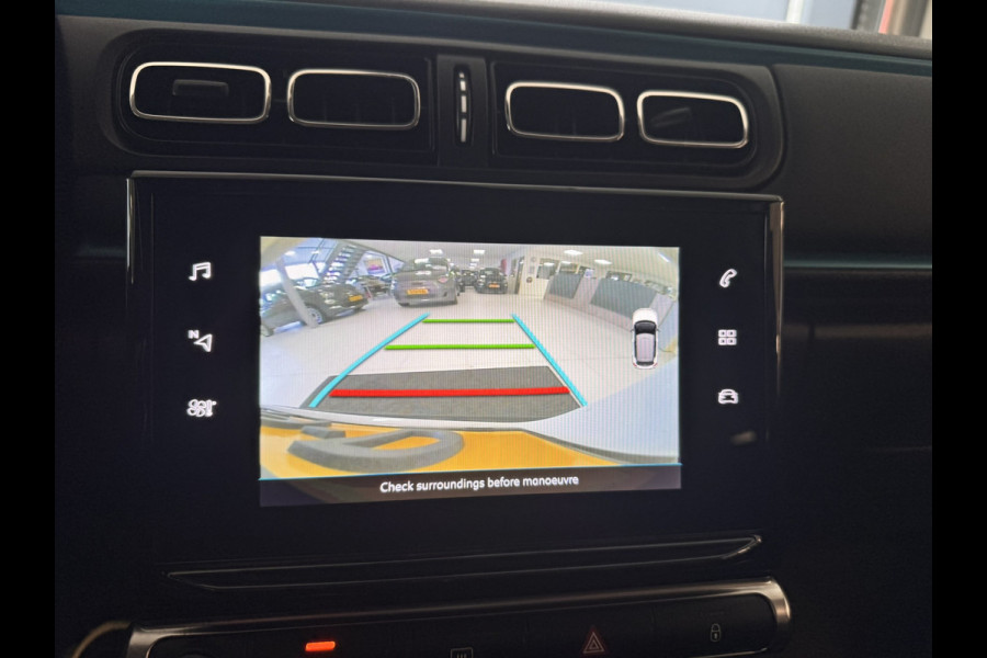 Citroën C3 1.2 PureTech Shine | Stoelverwarming | Armsteun | Camera | MEER FOTO'S VOLGEN! Apple/Android CarPlay