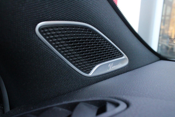 Mercedes-Benz GLA 250 e AMG LINE "NIEUW MODEL!" | PANORAMISCH SCHUIF/KANTEL DAK | SFEER VERLICHTING | ELEKTRISCH BEDIENBARE VOORSTOELEN MET GEHEUGENFUNCTIE EN "ZITKINEMATICA" | DRAADLOZE APPLE CARPLAY/ANDROID AUTO | NIGHT PAKKET: DAKRELING ZWART, ZIJRUITEN EN ACHTERRUITEN ZWART, LICHTMETALEN VELGEN 20" ZWART | HEAD UP DISPLAY | REALITY-NAVIGATIE  | 360° CAMERA | MULTI BEAM LED KOPLAMPEN | DODEHOEK DETECTIE | ADAPTIVE CRUISE CONTROL | KEYLESS GO | ELEKTRISCH BEDIENBARE ACHTERKLEP | DRAADLOZE TELEFOONLADER | SURROUND BURMESTER AUDIO | WINTERPAKKET: STUUR/STOEL VERWARMING |