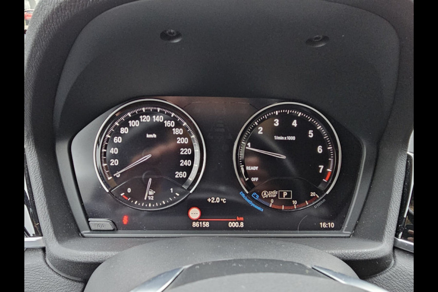 BMW X2 sDrive20i Executive | Automaat | Trekhaak | LED | Park Assist | Navi | Cruise | LMV 19" | All-seasons |