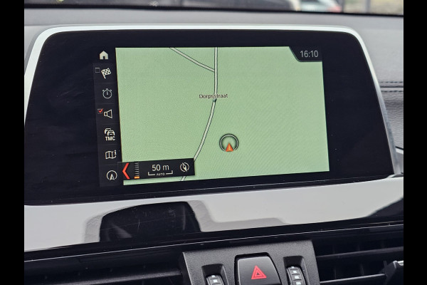 BMW X2 sDrive20i Executive | Automaat | Trekhaak | LED | Park Assist | Navi | Cruise | LMV 19" | All-seasons |