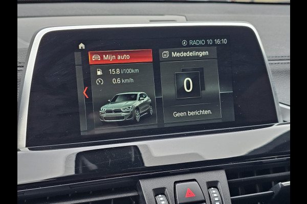 BMW X2 sDrive20i Executive | Automaat | Trekhaak | LED | Park Assist | Navi | Cruise | LMV 19" | All-seasons |