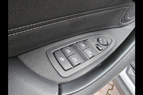 BMW X2 sDrive20i Executive | Automaat | Trekhaak | LED | Park Assist | Navi | Cruise | LMV 19" | All-seasons |