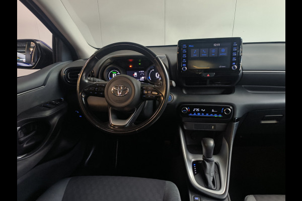 Toyota Yaris 1.5 Hybrid 115 Business Rijklaar + 12 maanden Bovag-garantie Henk Jongen Auto's in Helmond,  al 50 jaar service zoals 't hoort!