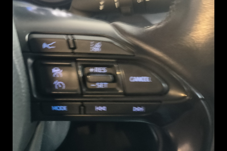 Toyota Yaris 1.5 Hybrid 115 Business Rijklaar + 12 maanden Bovag-garantie Henk Jongen Auto's in Helmond,  al 50 jaar service zoals 't hoort!