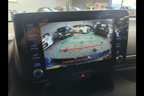 Toyota Yaris 1.5 Hybrid 115 Business Rijklaar + 12 maanden Bovag-garantie Henk Jongen Auto's in Helmond,  al 50 jaar service zoals 't hoort!