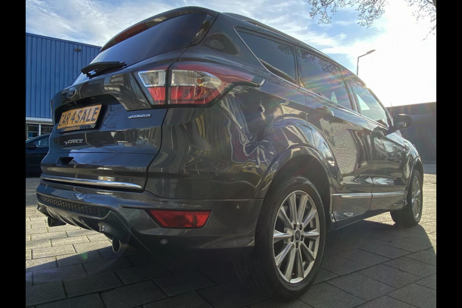 Ford Kuga 1.5 EcoBoost Vignale - Navigatie I Leer I Airco I Sport interieur & velgen I LED I PDC I Dealer onderhouden