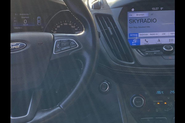 Ford Kuga 1.5 EcoBoost Vignale - Navigatie I Leer I Airco I Sport interieur & velgen I LED I PDC I Dealer onderhouden