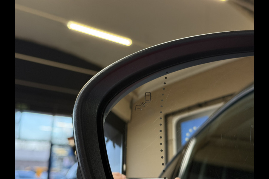 Renault Captur 1.3 TCe 155 Edition One | Groot Navi | ACC | Bose | 360 | 18"| Stoel & Stuur verwarming | 100 % Dealer onderhouden!