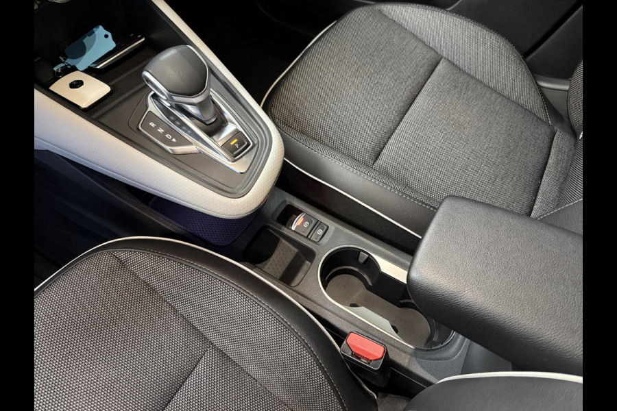 Renault Captur 1.3 TCe 155 Edition One | Groot Navi | ACC | Bose | 360 | 18"| Stoel & Stuur verwarming | 100 % Dealer onderhouden!