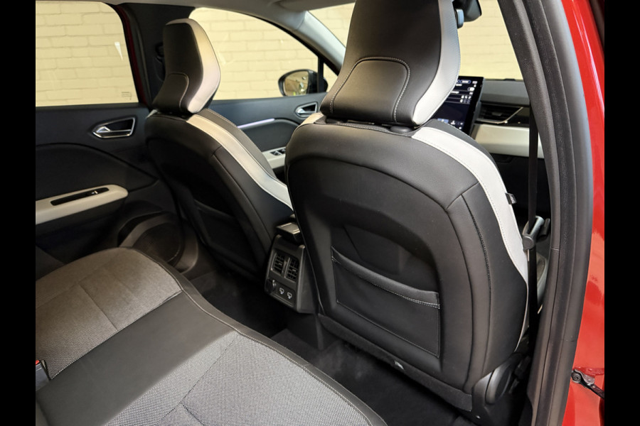 Renault Captur 1.3 TCe 155 Edition One | Groot Navi | ACC | Bose | 360 | 18"| Stoel & Stuur verwarming | 100 % Dealer onderhouden!