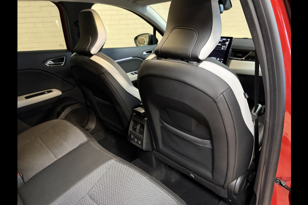 Renault Captur 1.3 TCe 155 Edition One | Groot Navi | ACC | Bose | 360 | 18"| Stoel & Stuur verwarming | 100 % Dealer onderhouden!