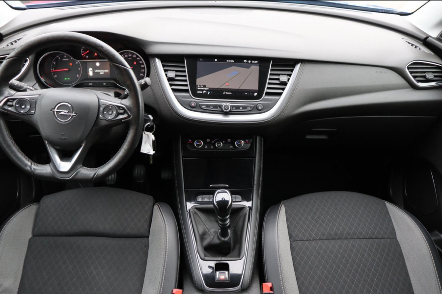 Opel Grandland X 1.2 Turbo Innovation org. NL trekhaak camera H.leer verwarmde comfort-stoelen