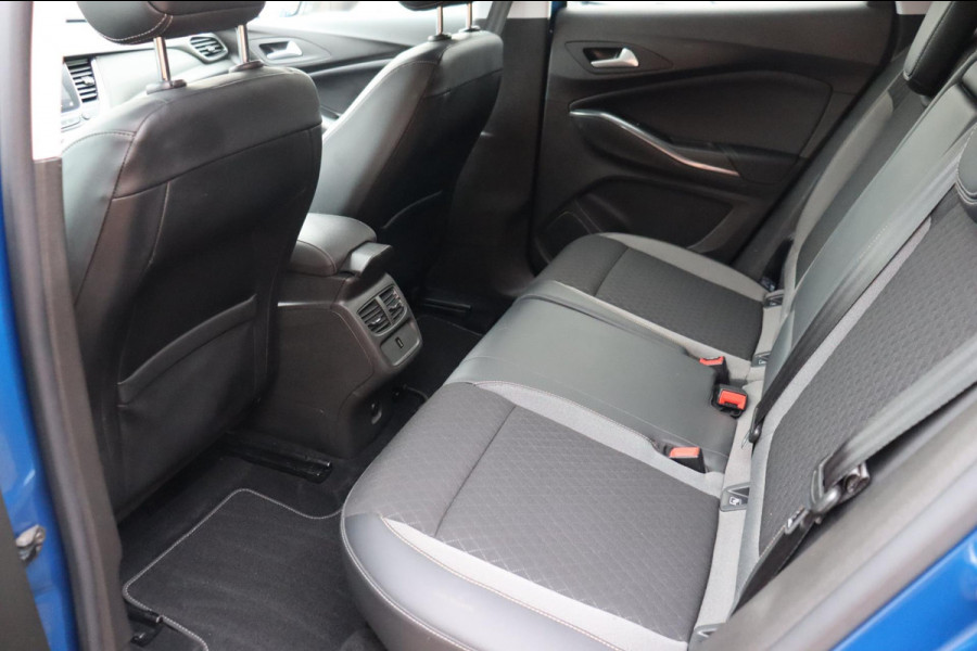 Opel Grandland X 1.2 Turbo Innovation org. NL trekhaak camera H.leer verwarmde comfort-stoelen