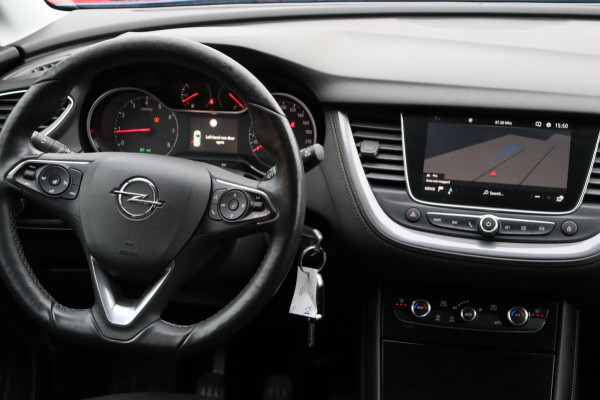 Opel Grandland X 1.2 Turbo Innovation org. NL trekhaak camera H.leer verwarmde comfort-stoelen