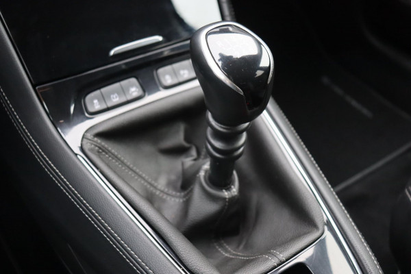 Opel Grandland X 1.2 Turbo Innovation org. NL trekhaak camera H.leer verwarmde comfort-stoelen
