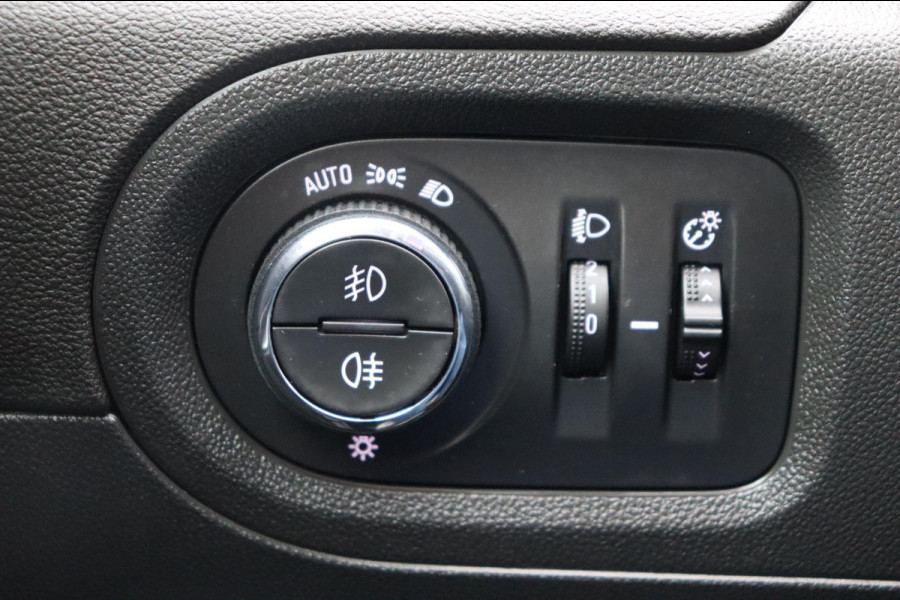 Opel Grandland X 1.2 Turbo Innovation org. NL trekhaak camera H.leer verwarmde comfort-stoelen