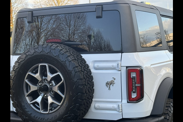 Ford Bronco AWD 2.7L V6 BADLANDS