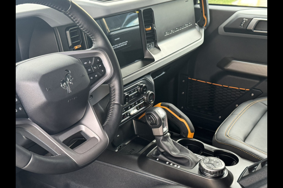 Ford Bronco AWD 2.7L V6 BADLANDS